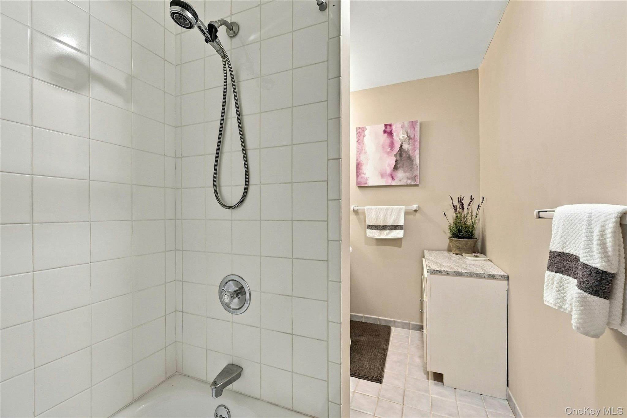 214 Norwood Avenue thumbnail 26