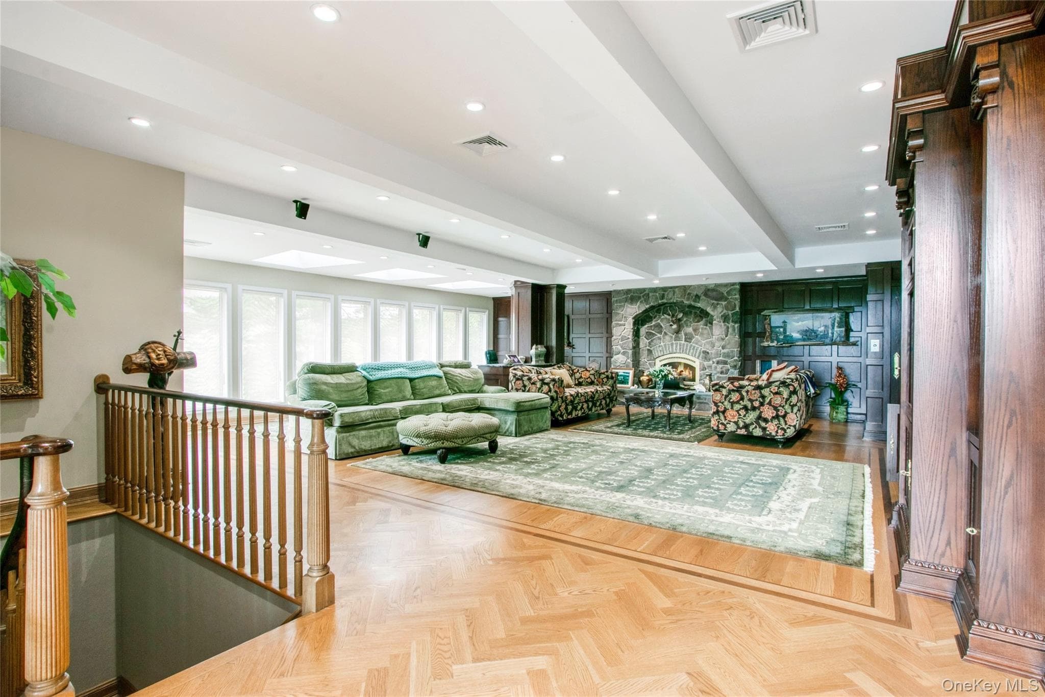 941 Starlight Road thumbnail 22