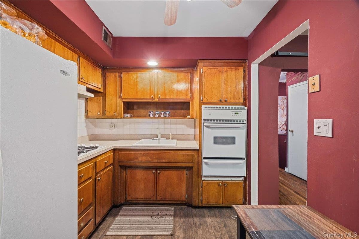 703 Autumn Avenue thumbnail 16