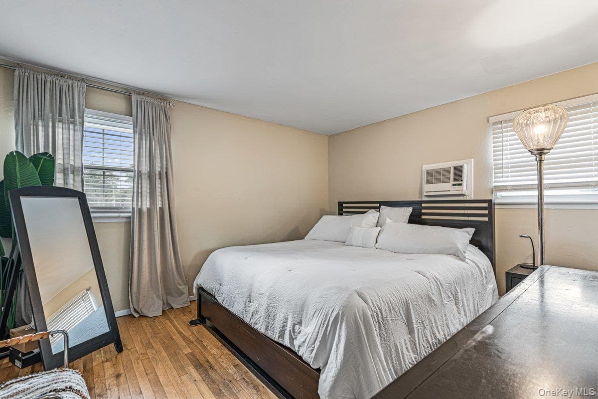 115 Margaretta Avenue thumbnail 6