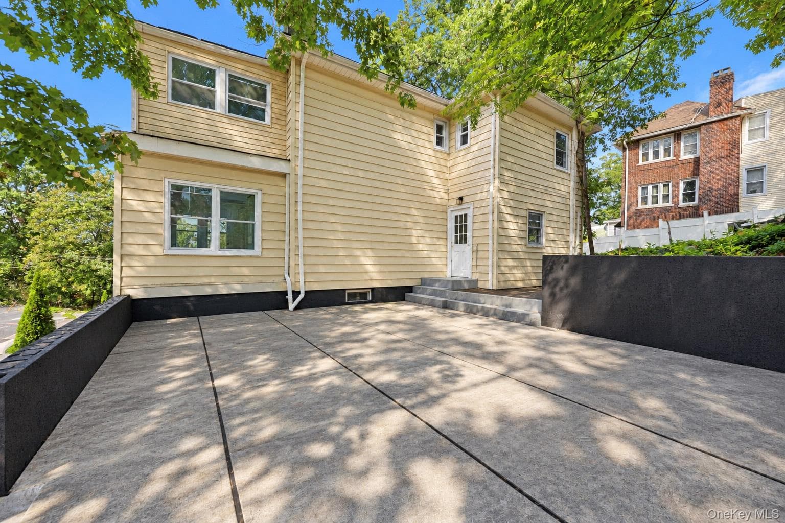 125 Caryl Avenue thumbnail 19