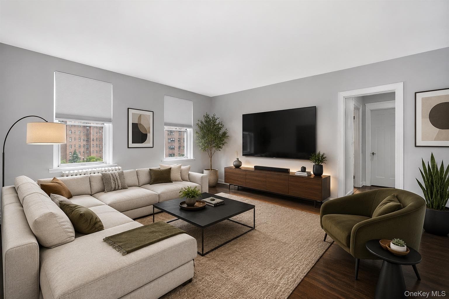 472 Gramatan Avenue Unit: DD3 photo 1