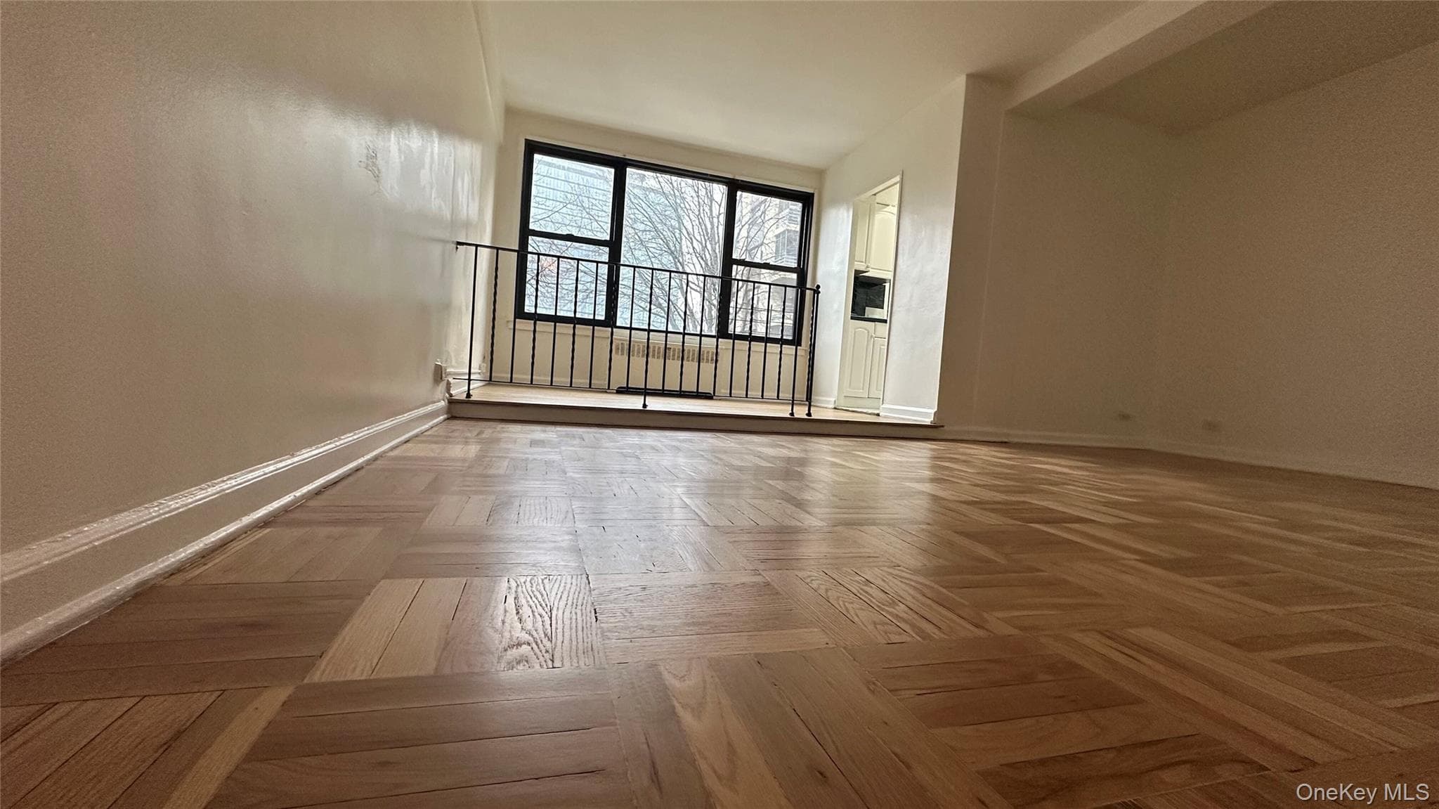 98-10 64th Avenue Ave Unit: 3J thumbnail 5