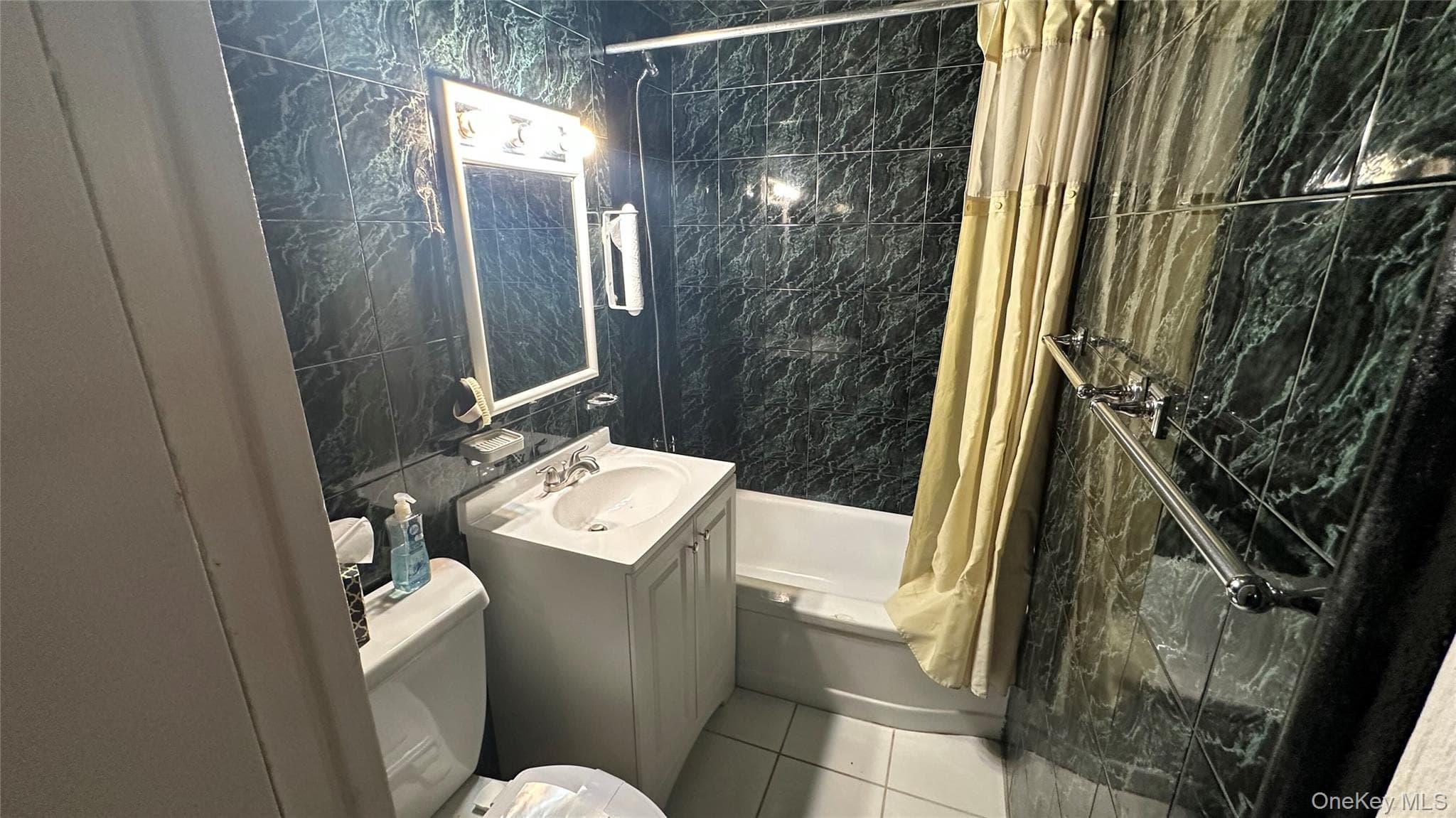 98-10 64th Avenue Ave Unit: 3J thumbnail 33