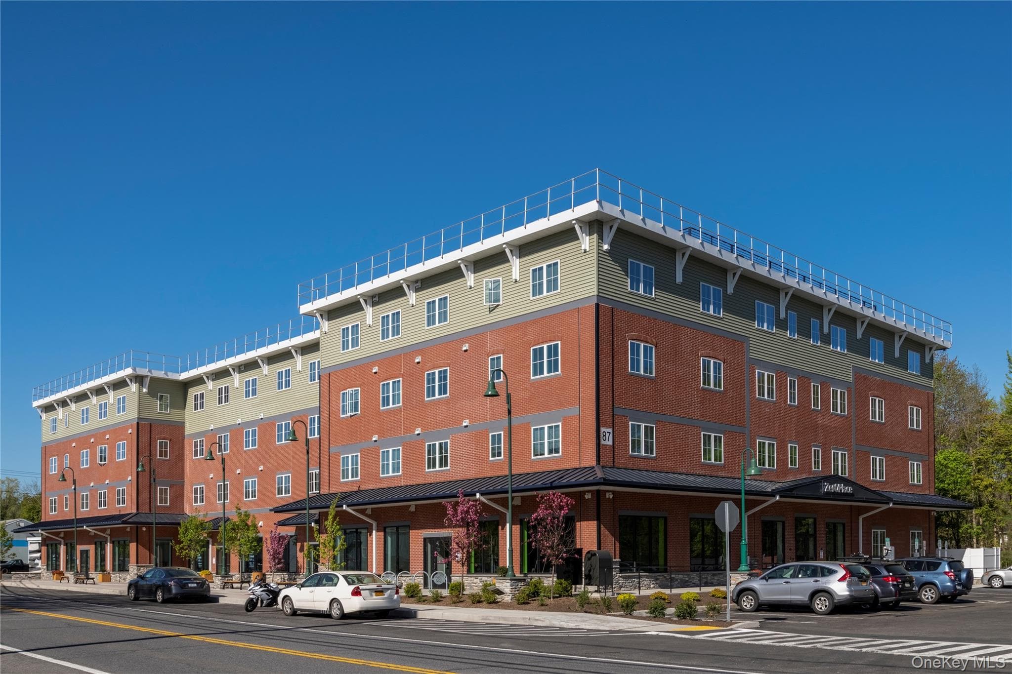 87 N Chestnut Street Unit: 214, New Paltz