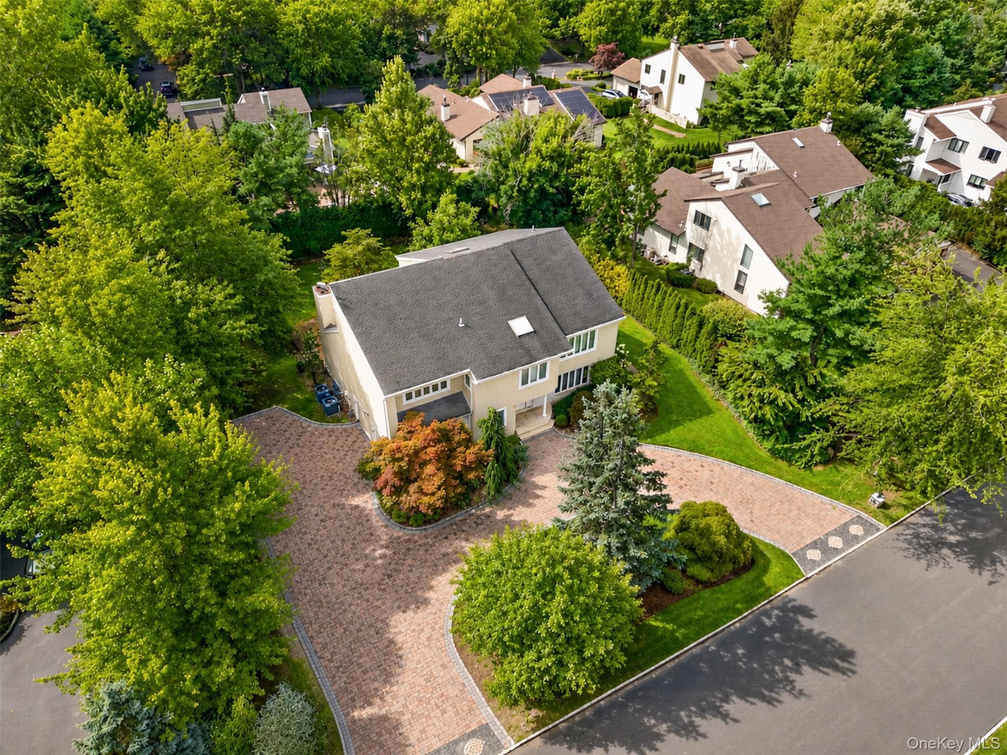 40 Bristol Drive thumbnail 32