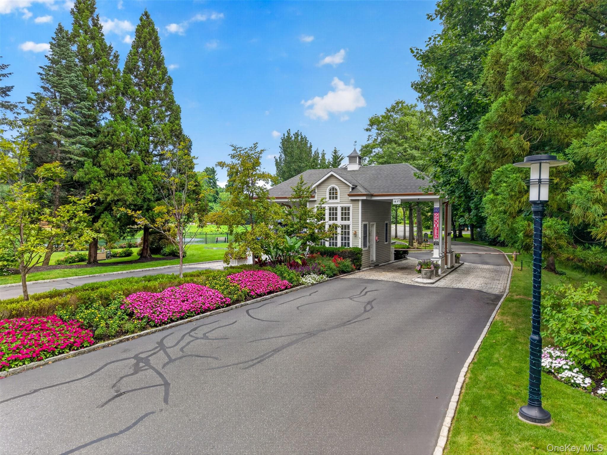 40 Bristol Drive thumbnail 39