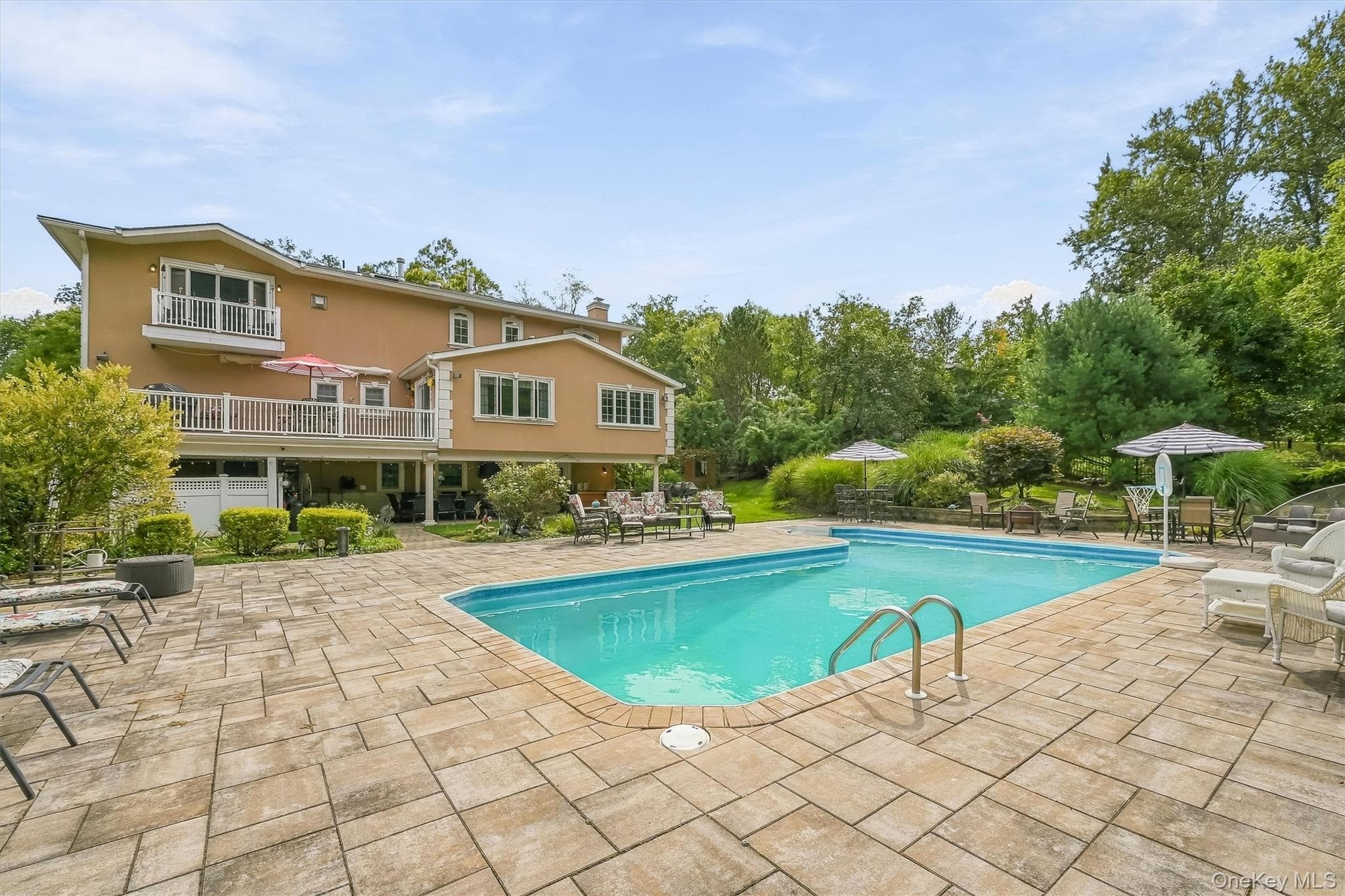 22 Beaumont Drive thumbnail 41