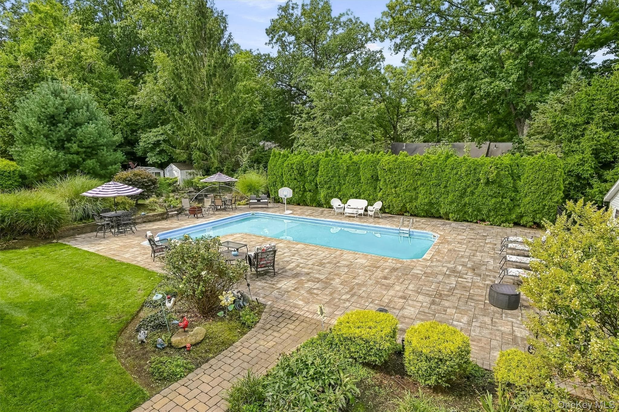 22 Beaumont Drive thumbnail 40