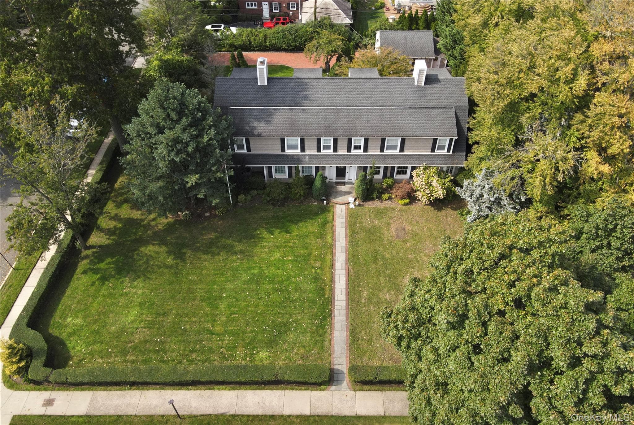 22 Nassau Boulevard thumbnail 48