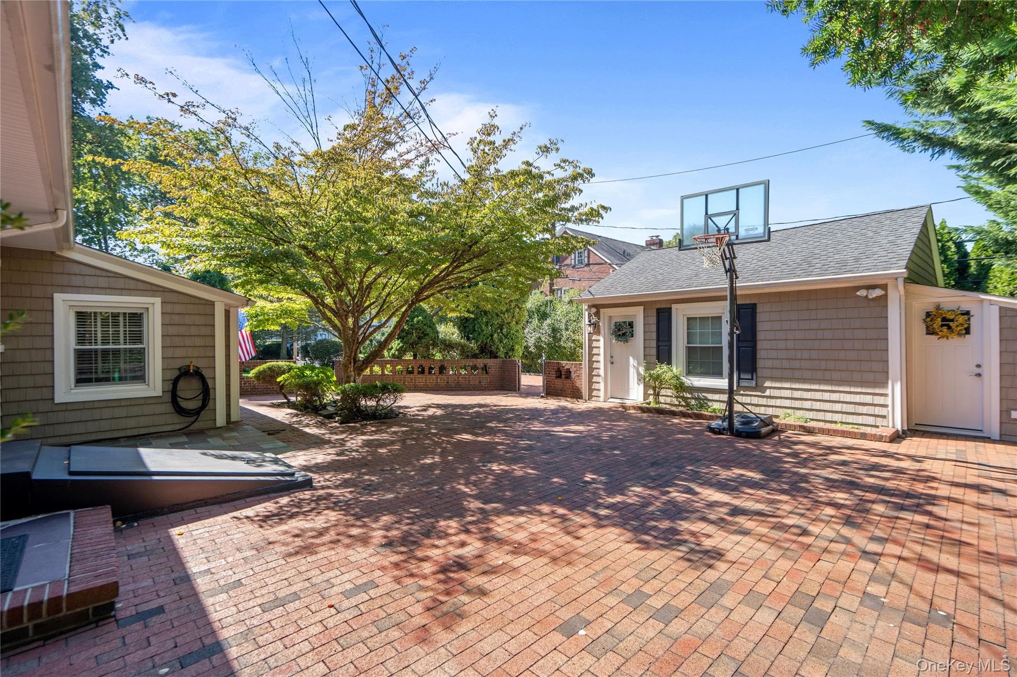 22 Nassau Boulevard thumbnail 43
