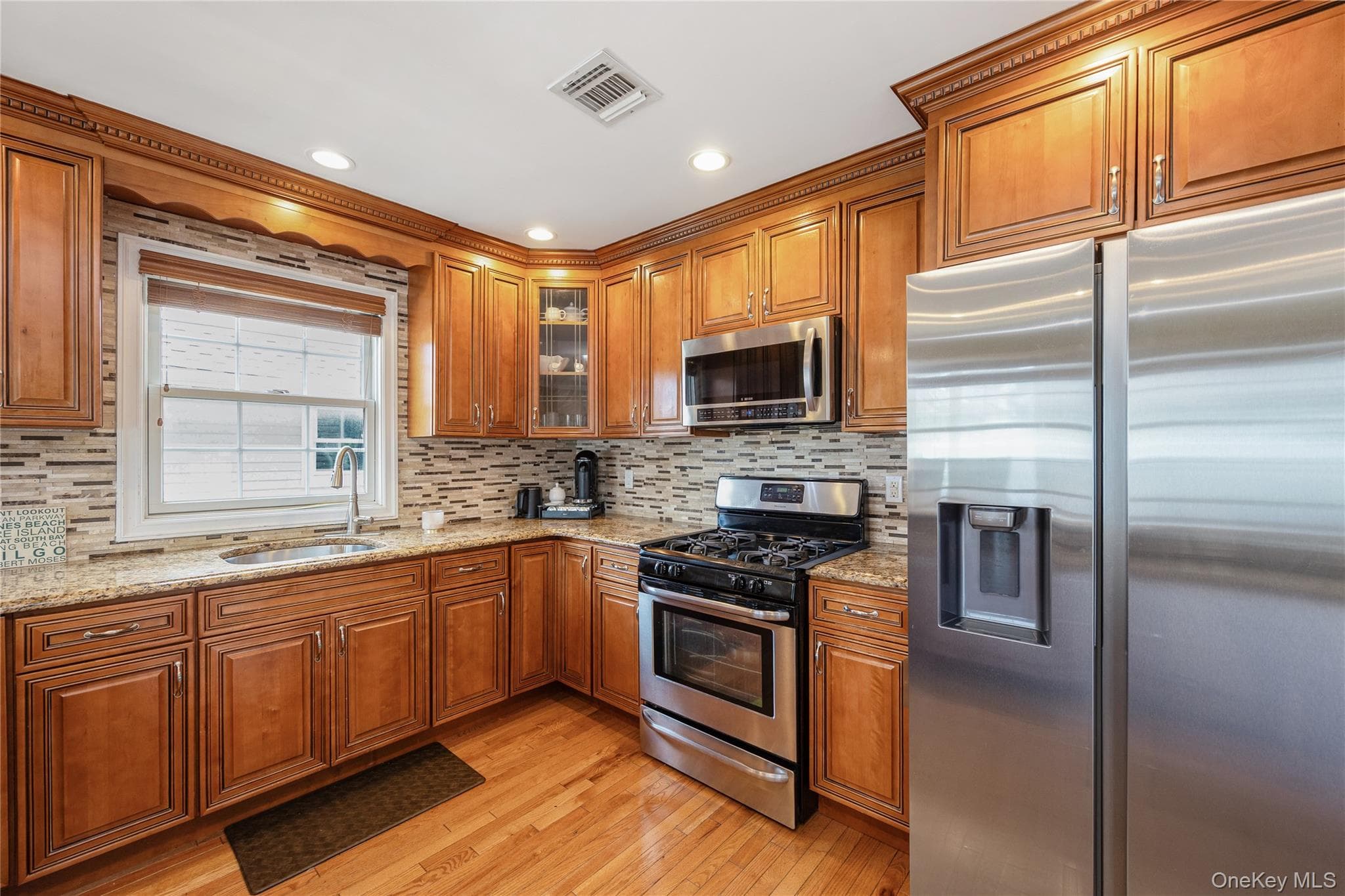 2758 Harvard Place thumbnail 9