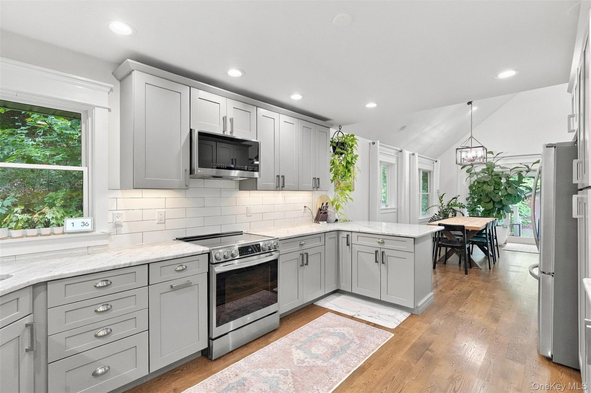225 Hull Avenue thumbnail 7