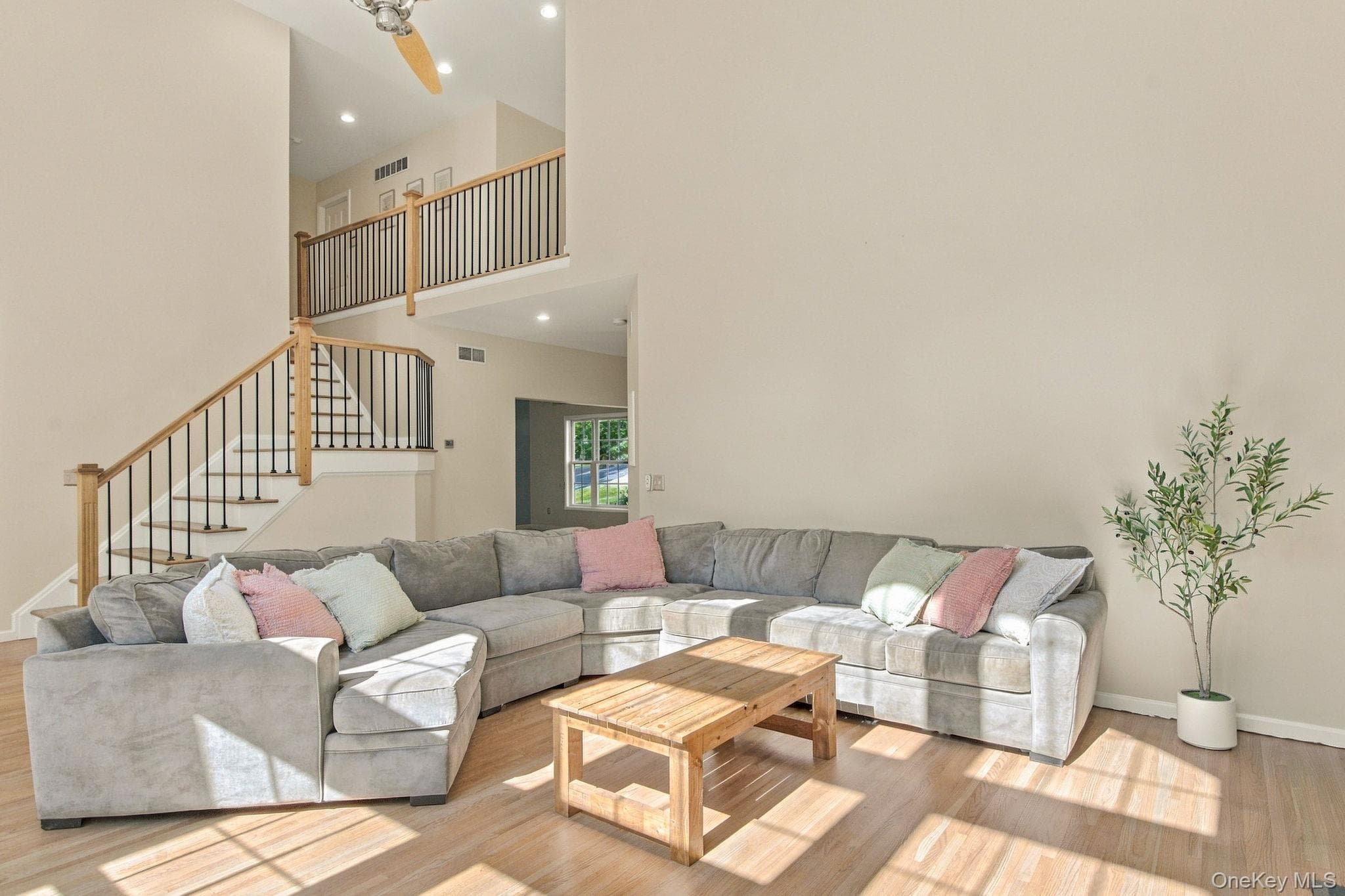 15 E Salem Road thumbnail 15