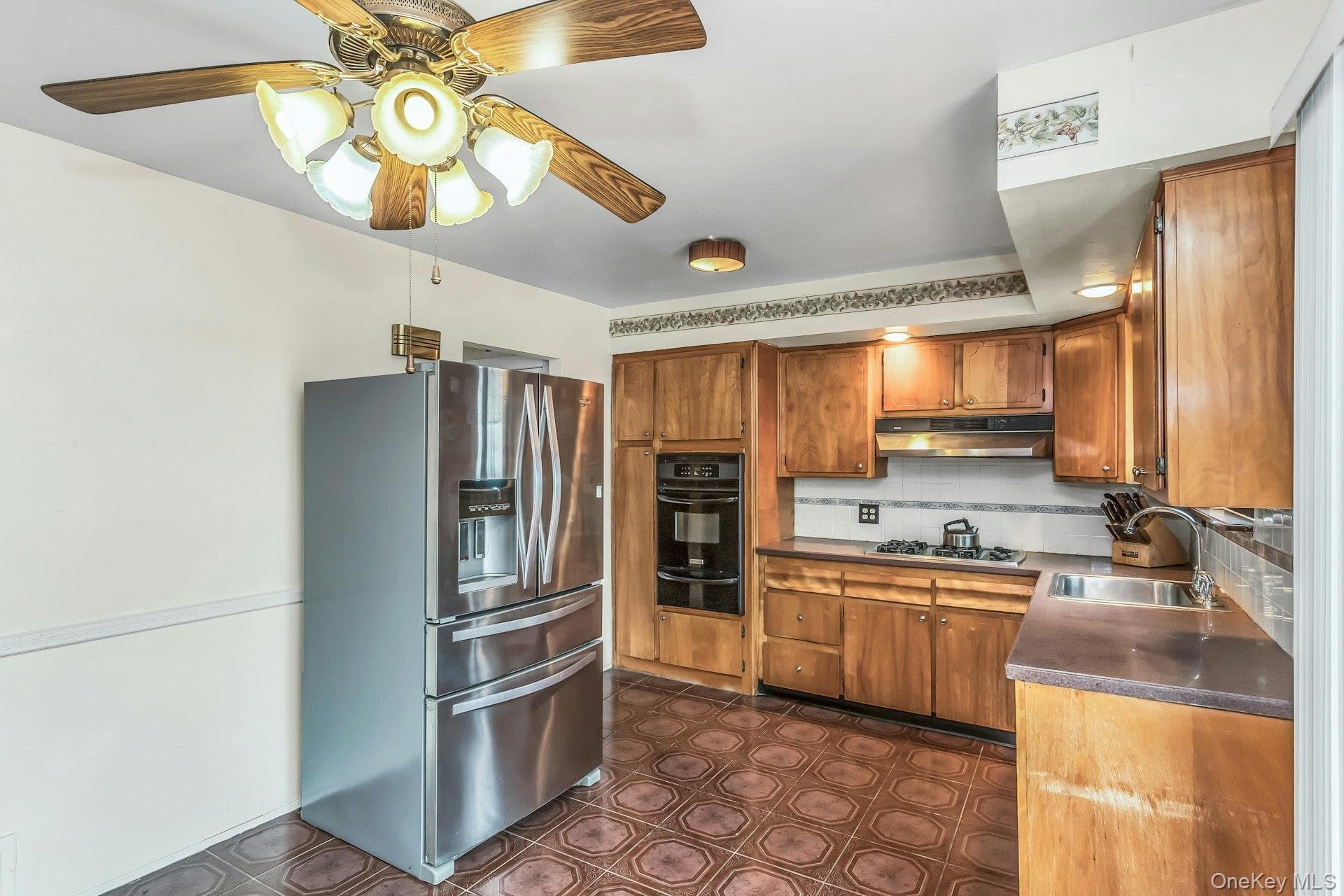 10825 Avenue N thumbnail 10