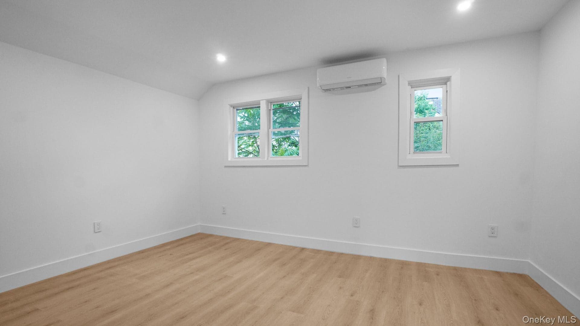 3343 Mickle Avenue thumbnail 11
