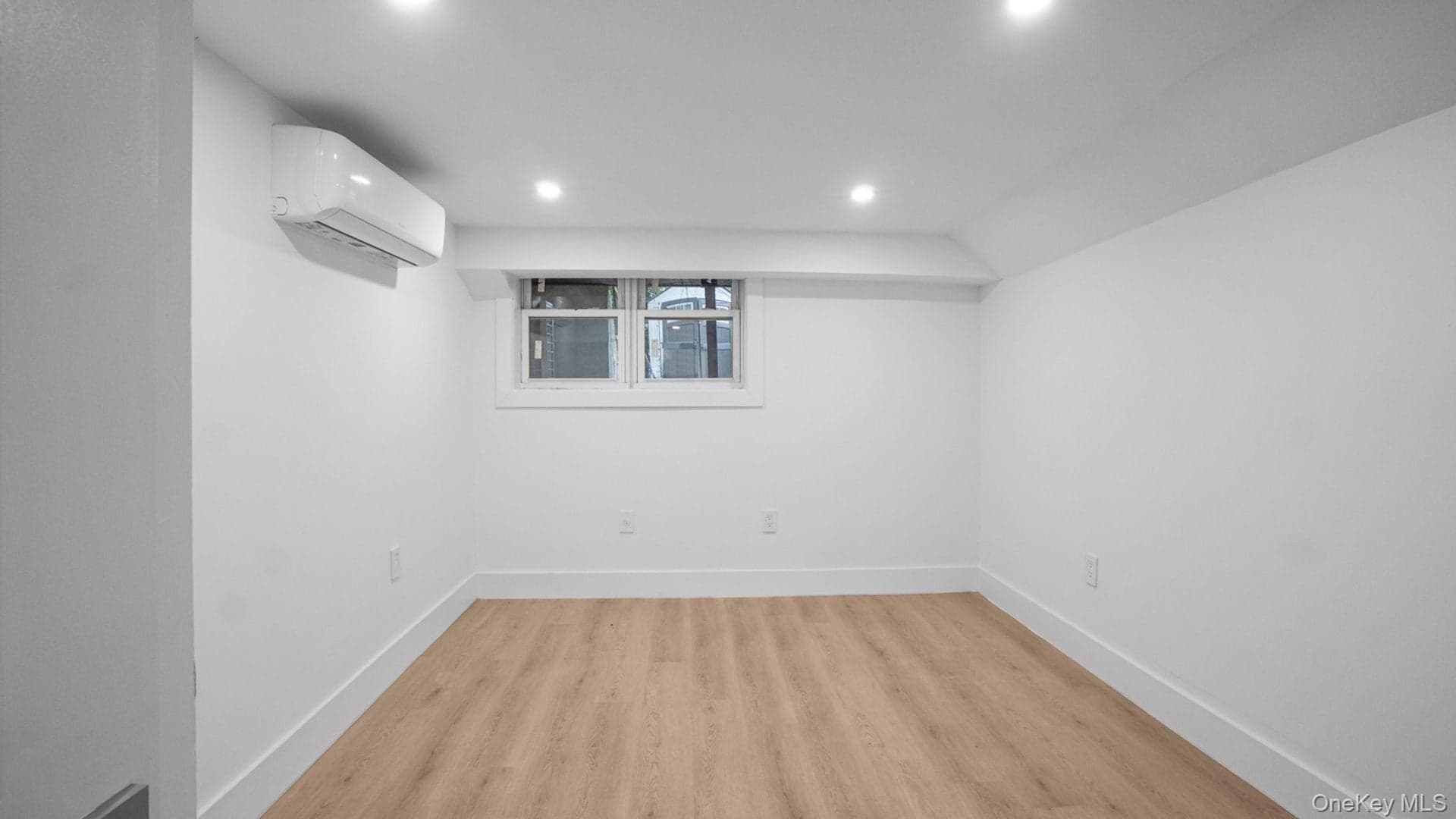 3343 Mickle Avenue thumbnail 14
