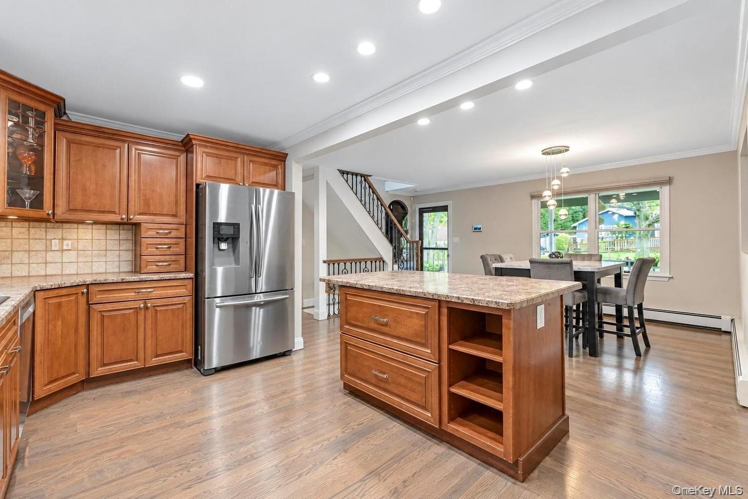 15 Hillcrest Avenue thumbnail 14