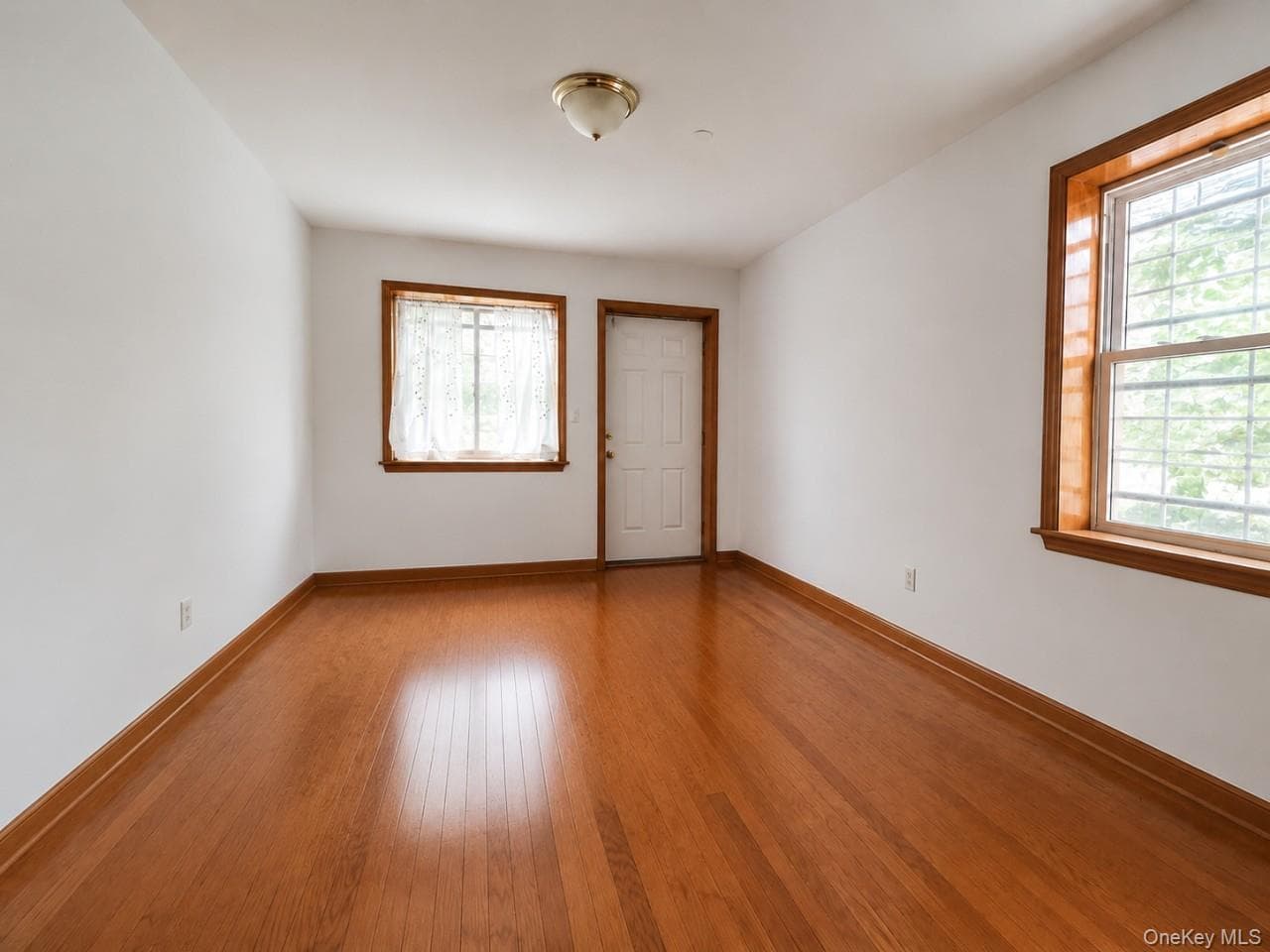 5308 90th Street Unit: 1B thumbnail 2