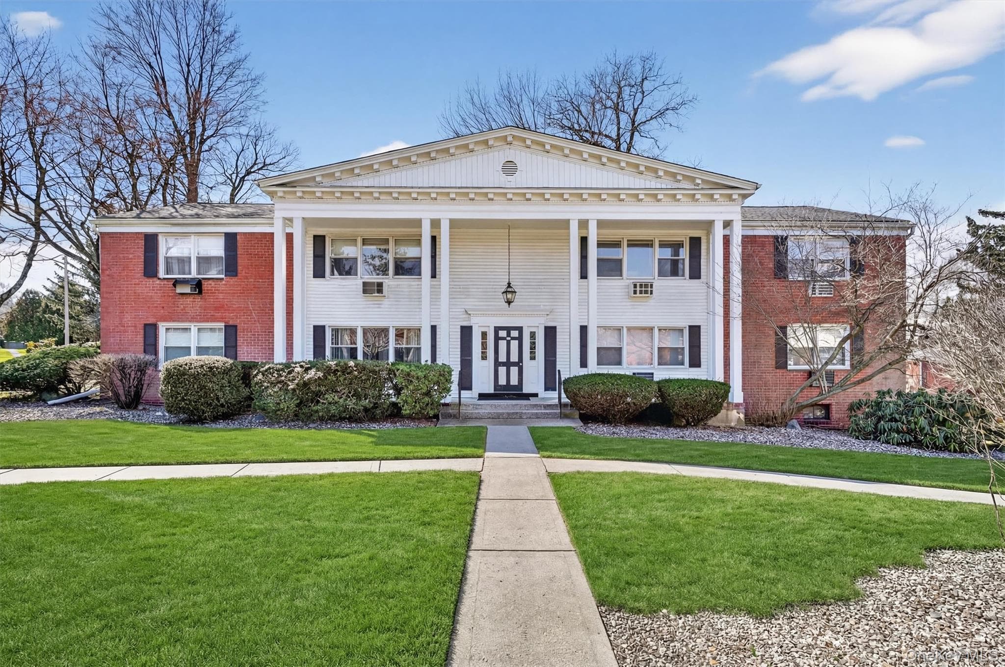 35 Bon Aire Circle Unit: 8116 thumbnail 2