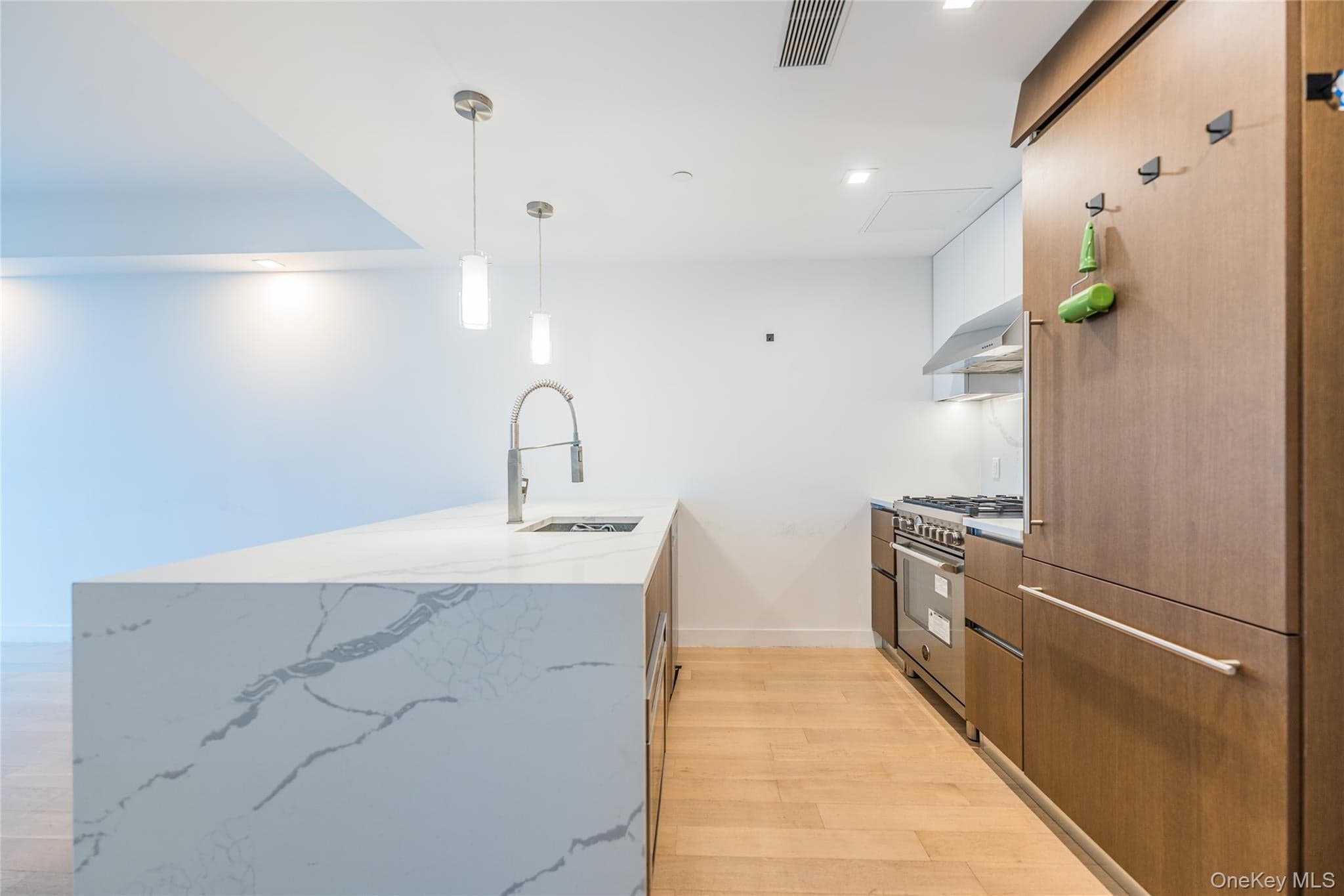 33-66 Farrington Street Unit: 8F thumbnail 12