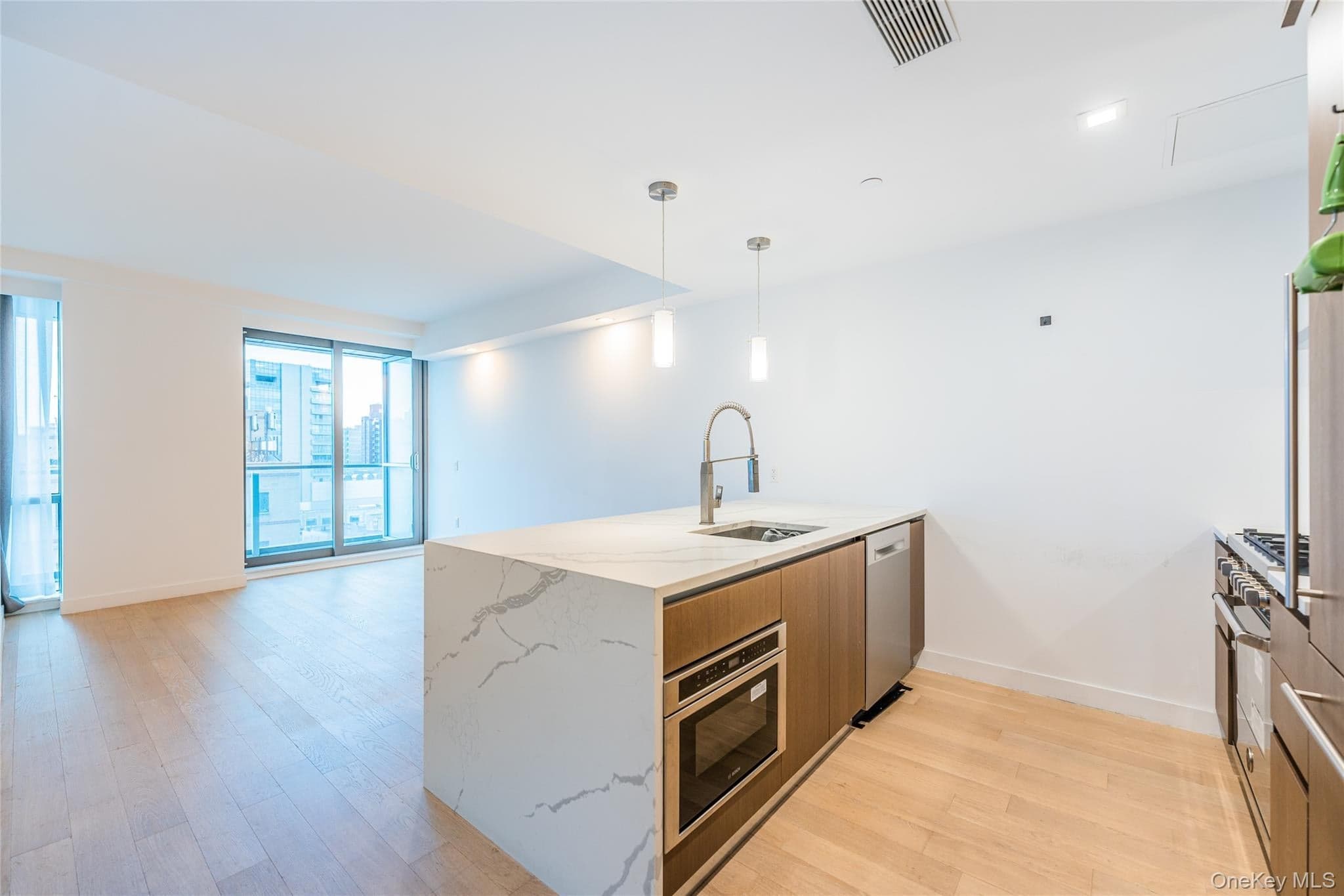 33-66 Farrington Street Unit: 8F, Flushing