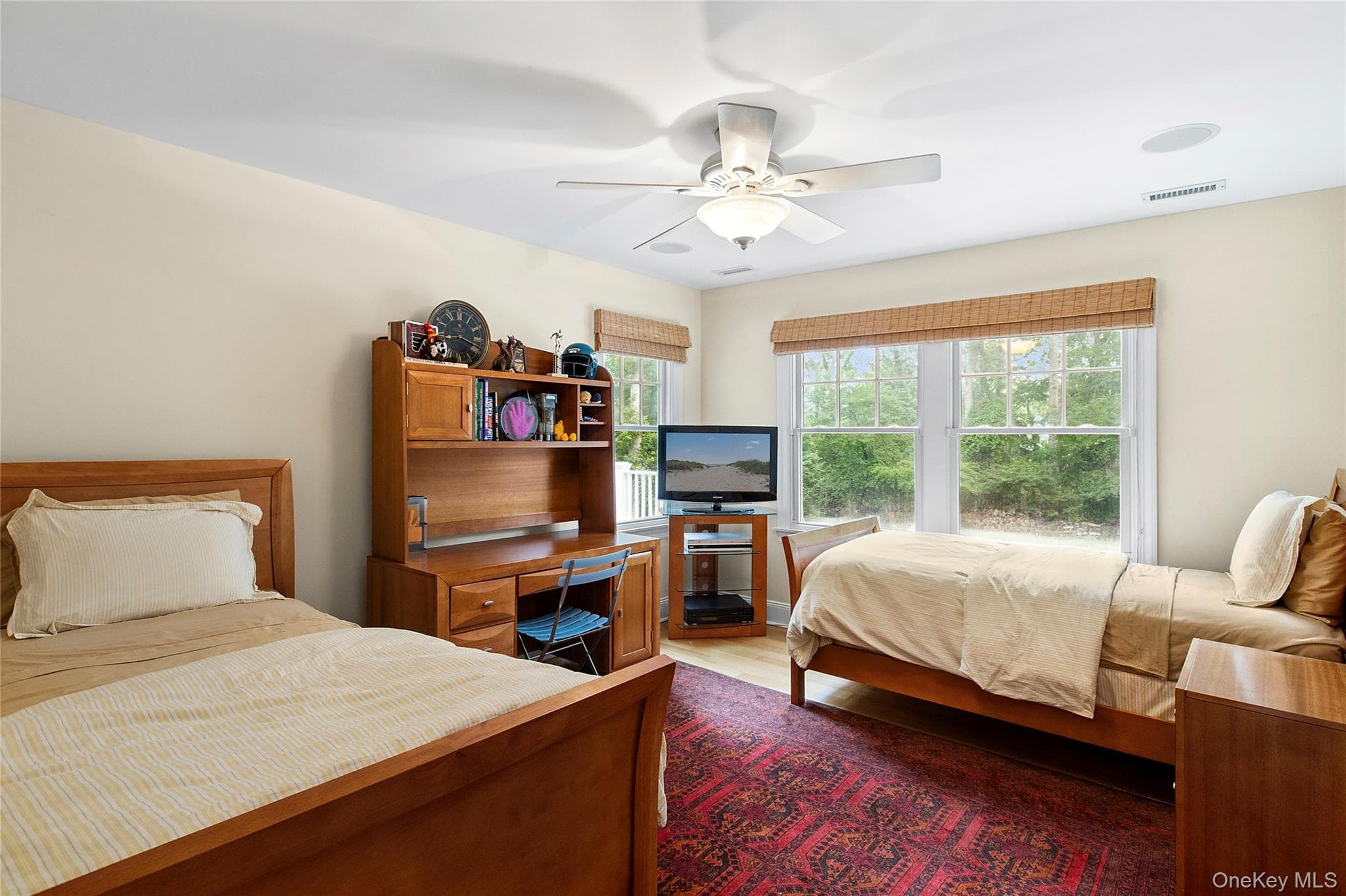 55 Cedar Lane thumbnail 18