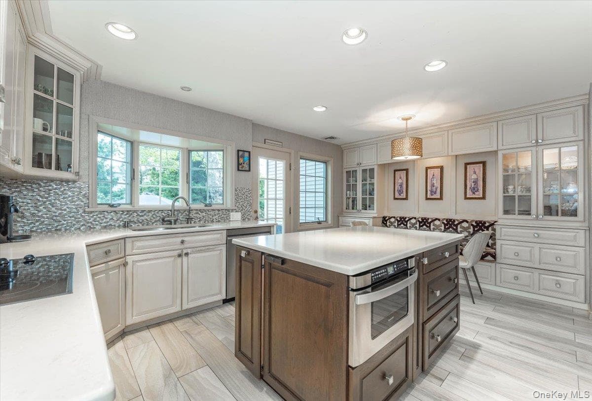 616 Woodmere Boulevard thumbnail 10