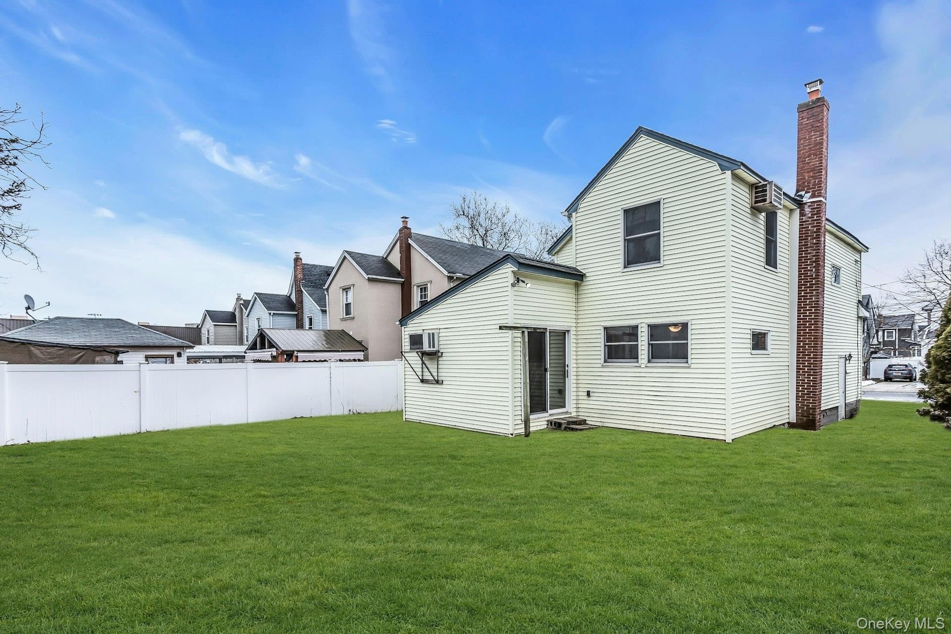 11 Merton Avenue thumbnail 27