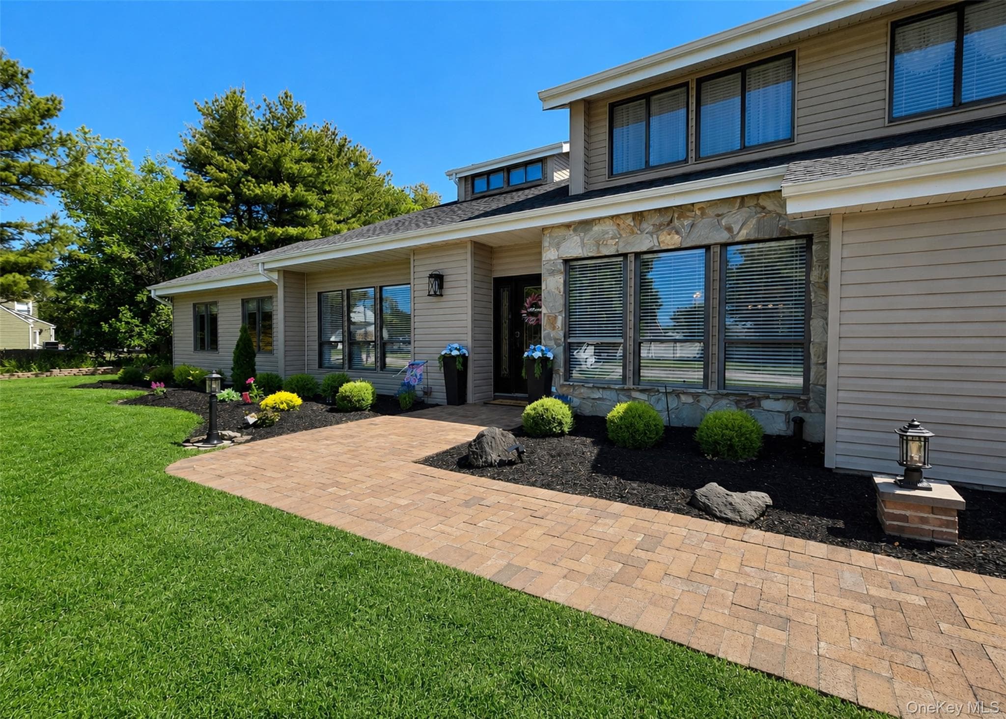 25 Vineyard Way thumbnail 5