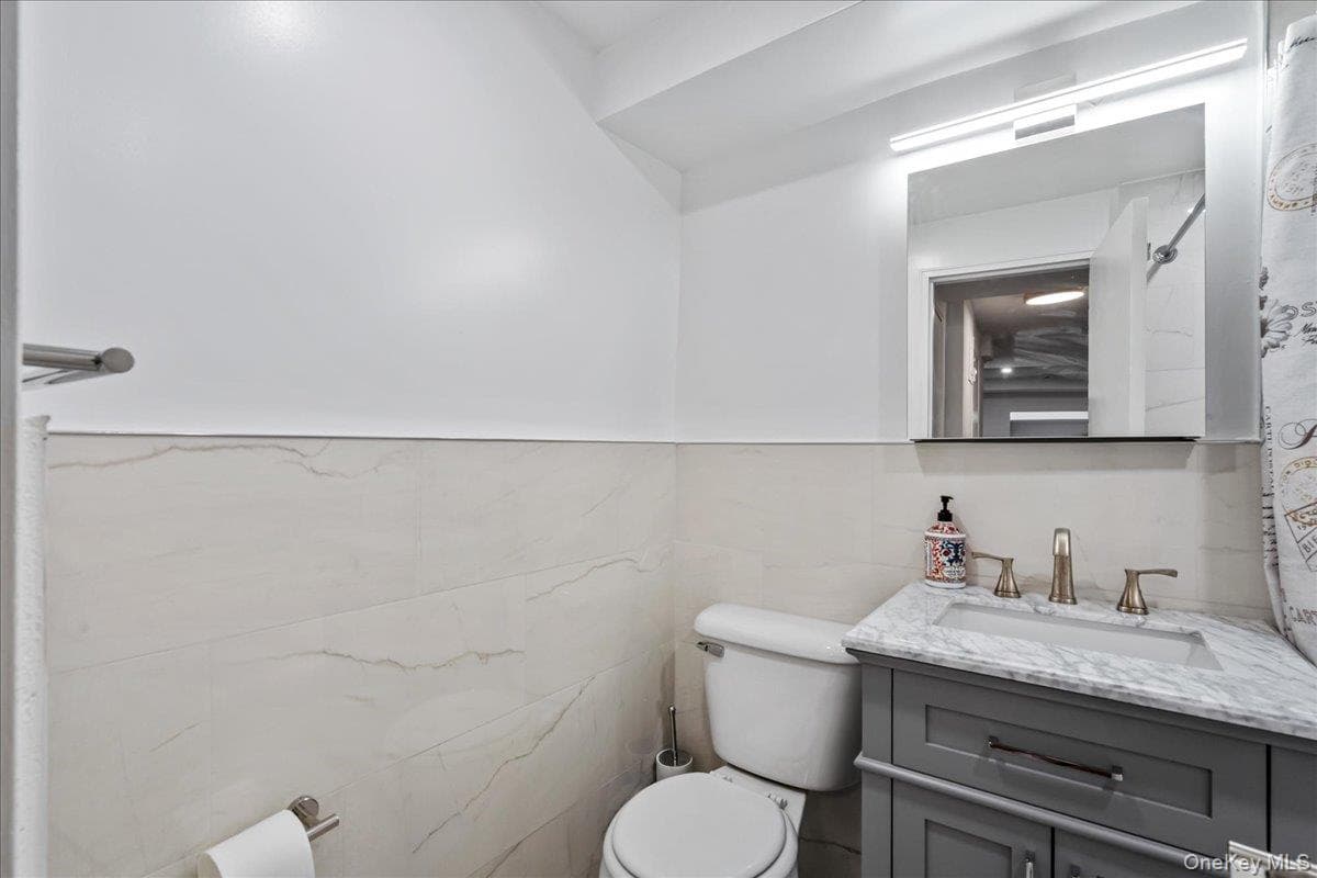 139-15 83rd Avenue Unit: B32 thumbnail 11