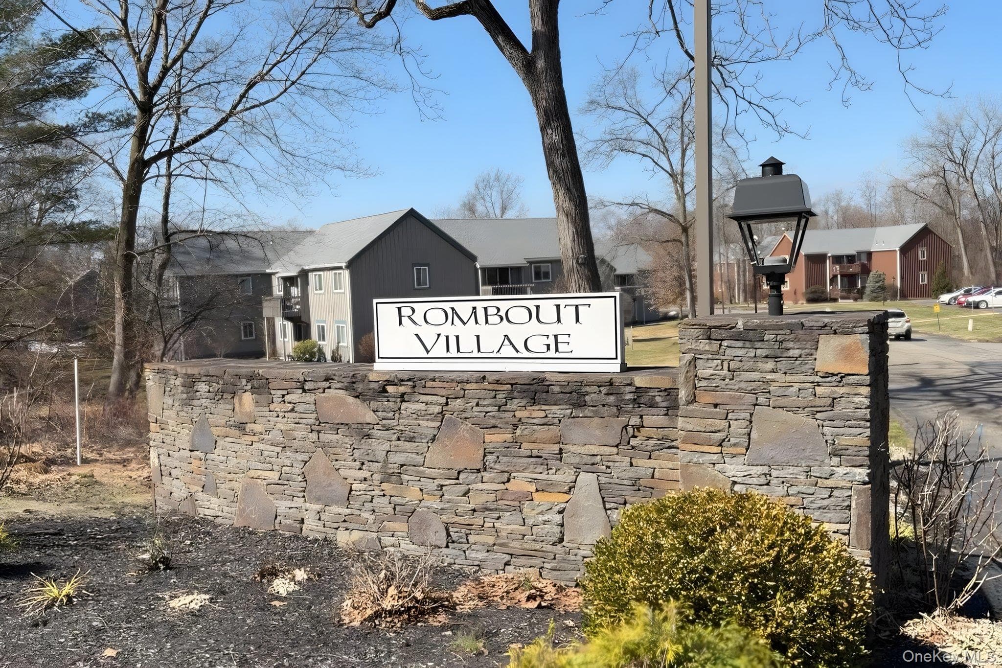 135 Sterling Street Unit: 135 thumbnail 2