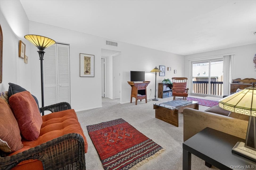 135 Sterling Street Unit: 135 thumbnail 6