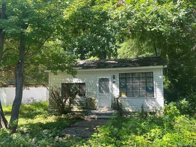 171 Woodland Drive, Cairo