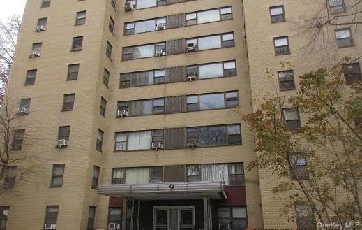 9 Fordham Hill Oval Unit: 9F photo 1