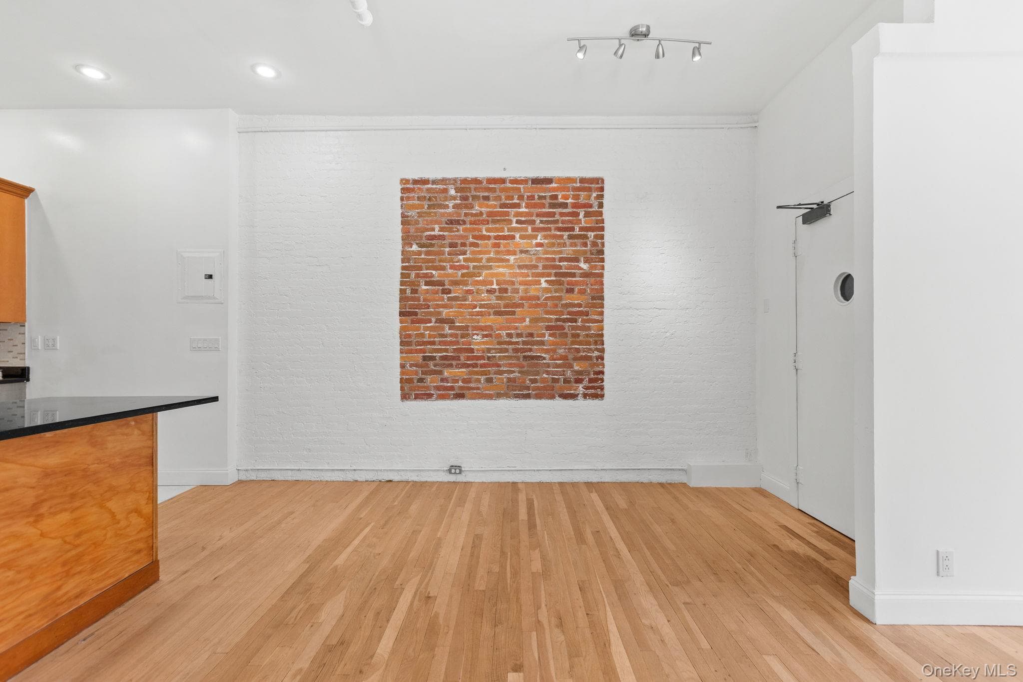157 Spring Street Unit: 2 thumbnail 12