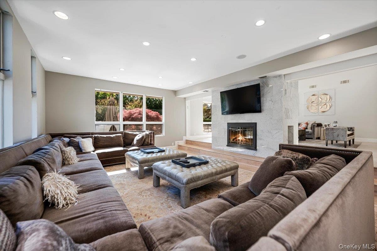 5 Twin Ponds Street thumbnail 9