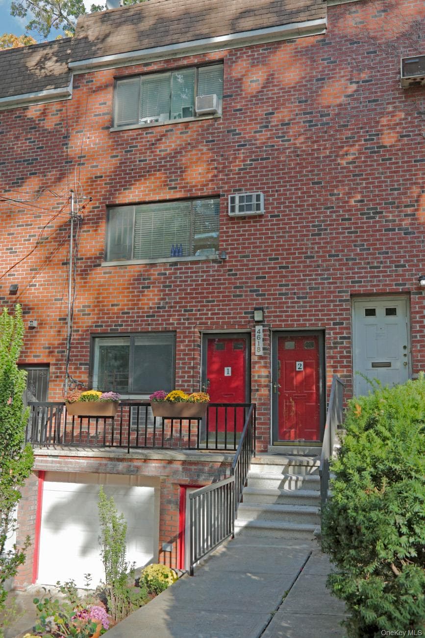 4618 Arlington Avenue thumbnail 16