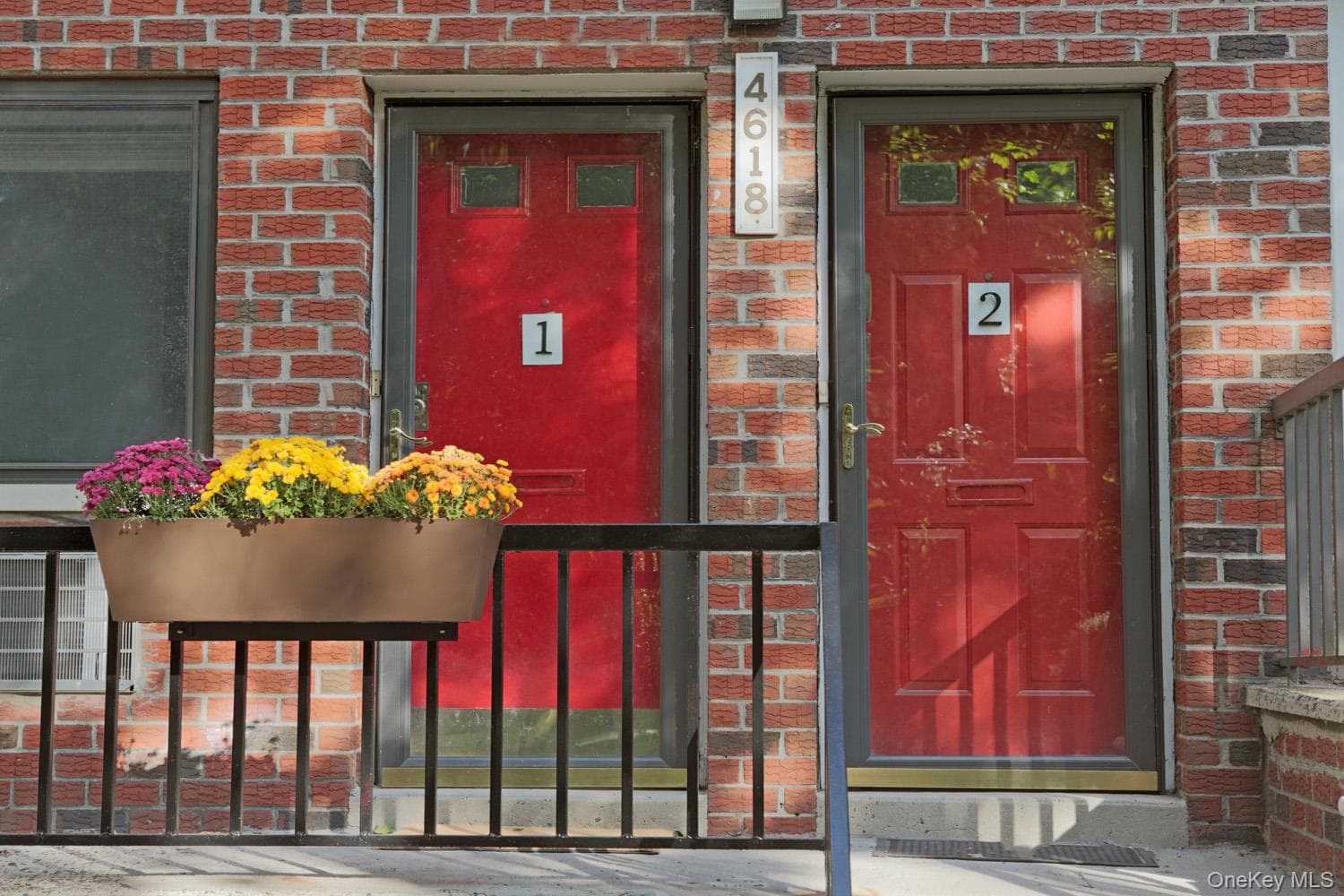 4618 Arlington Avenue thumbnail 17