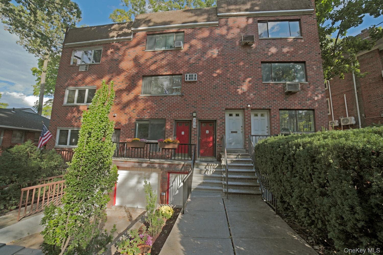 4618 Arlington Avenue thumbnail 15
