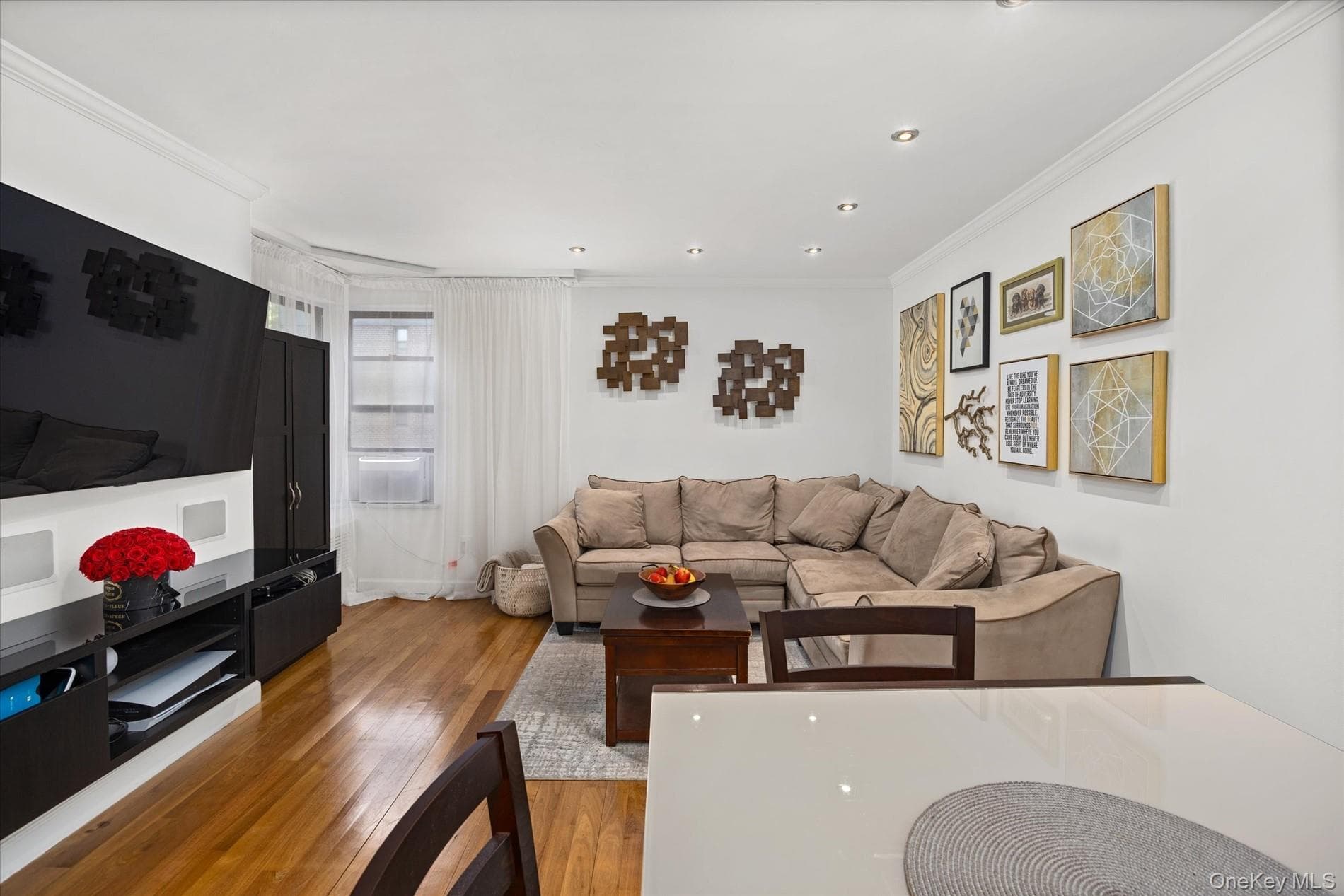 83-15 98th Street Unit: 5T thumbnail 2