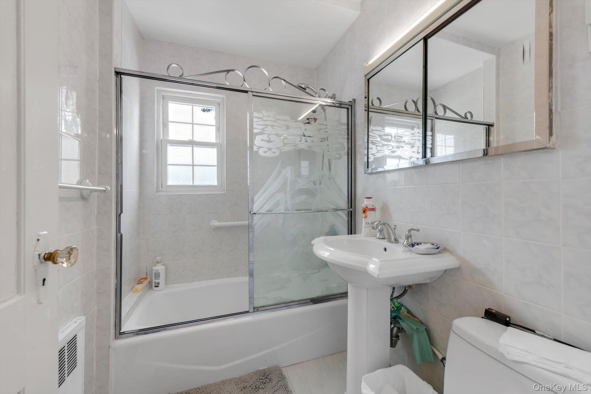194-04 56th Avenue thumbnail 9
