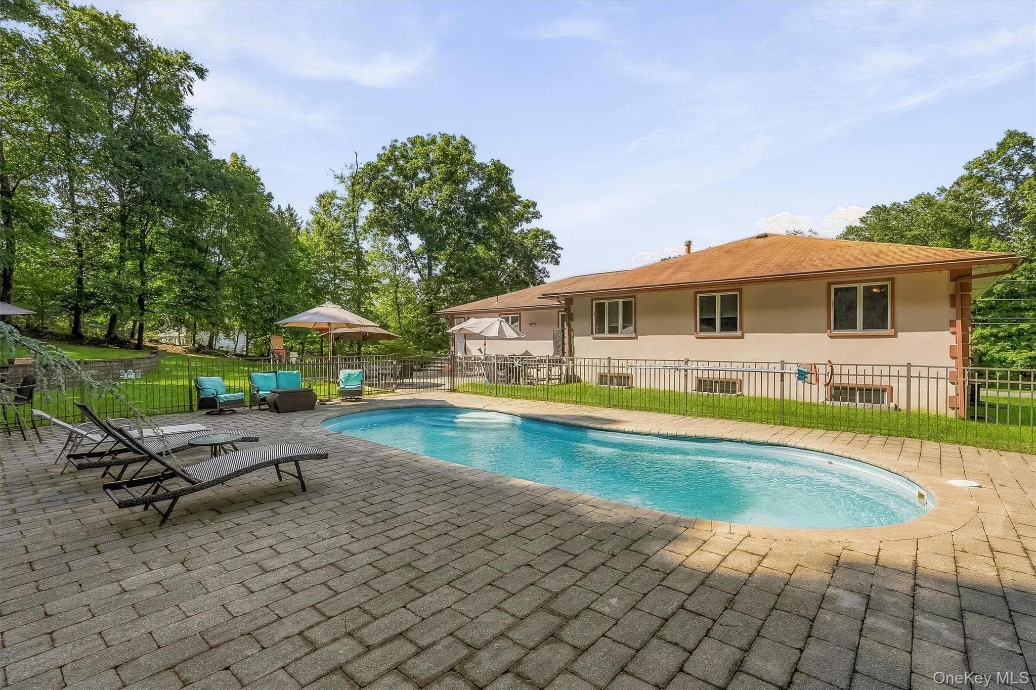 72 Eastview Drive thumbnail 42