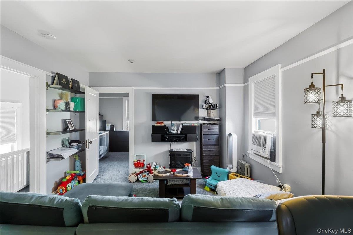 51 Columbia Street thumbnail 16
