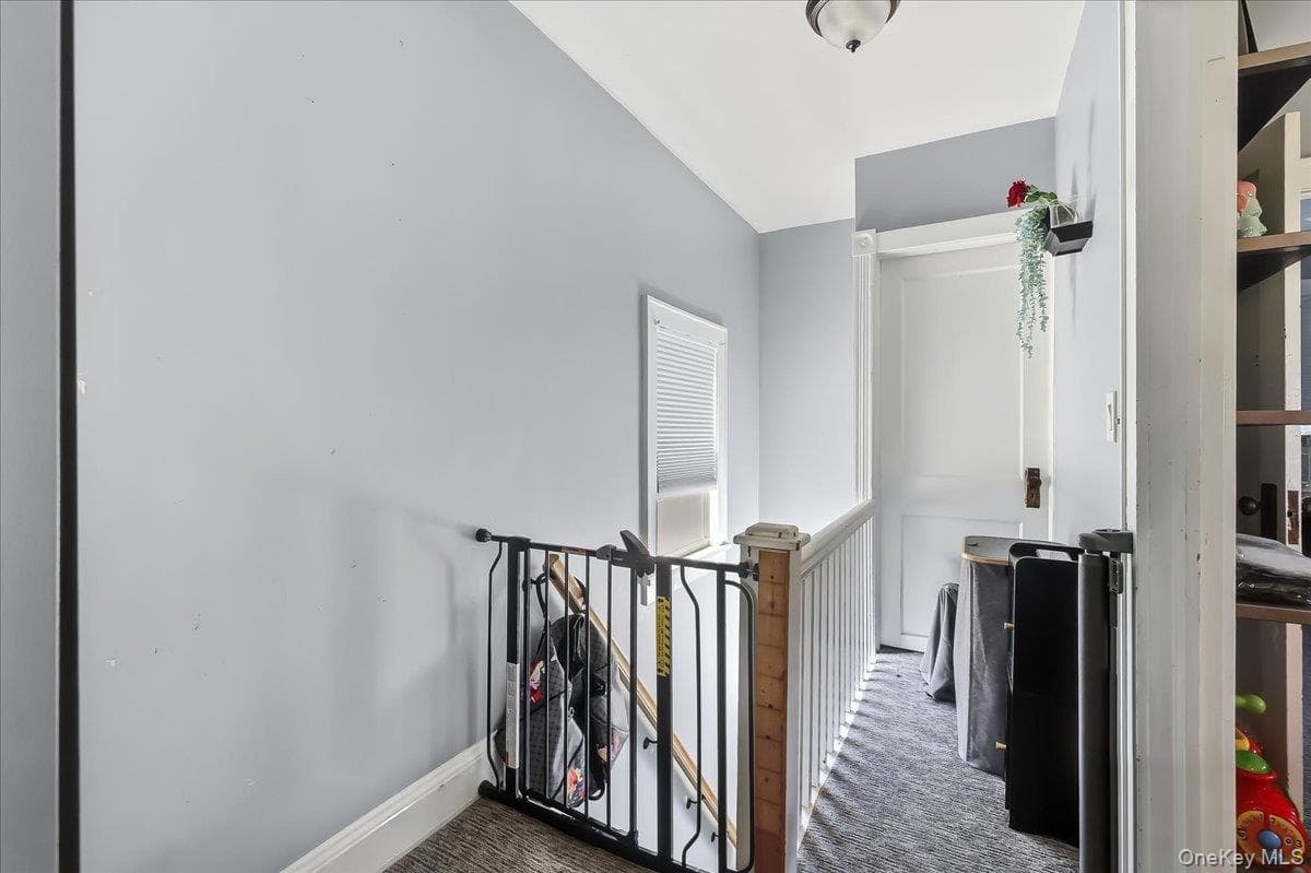 51 Columbia Street thumbnail 15
