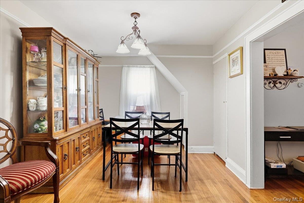 51 Columbia Street thumbnail 7