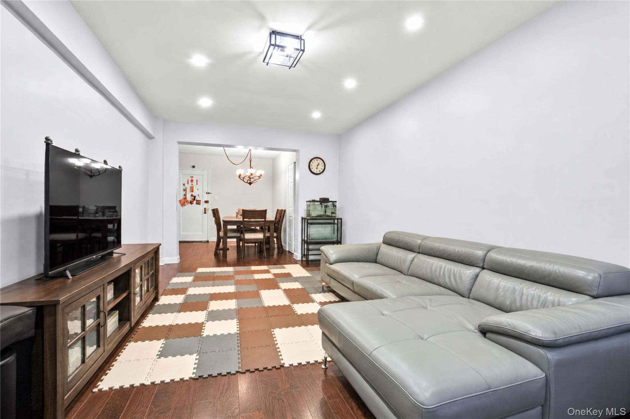 26-25 Union Street Unit: 1C thumbnail 2