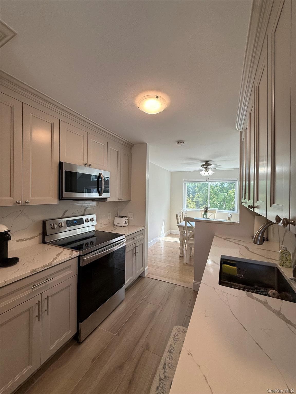 706 Eagles Ridge Road thumbnail 4