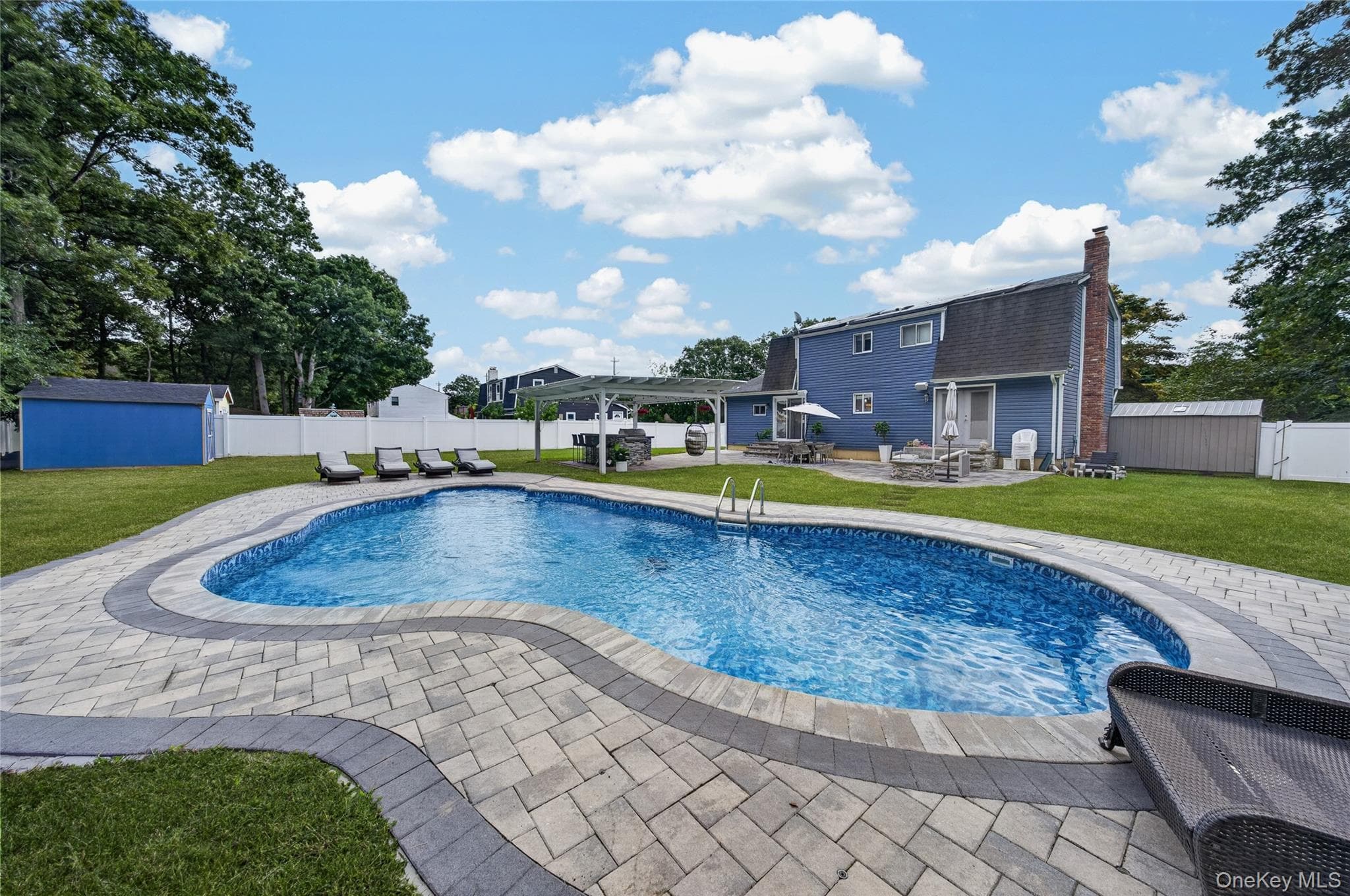 815 Expressway Drive thumbnail 39
