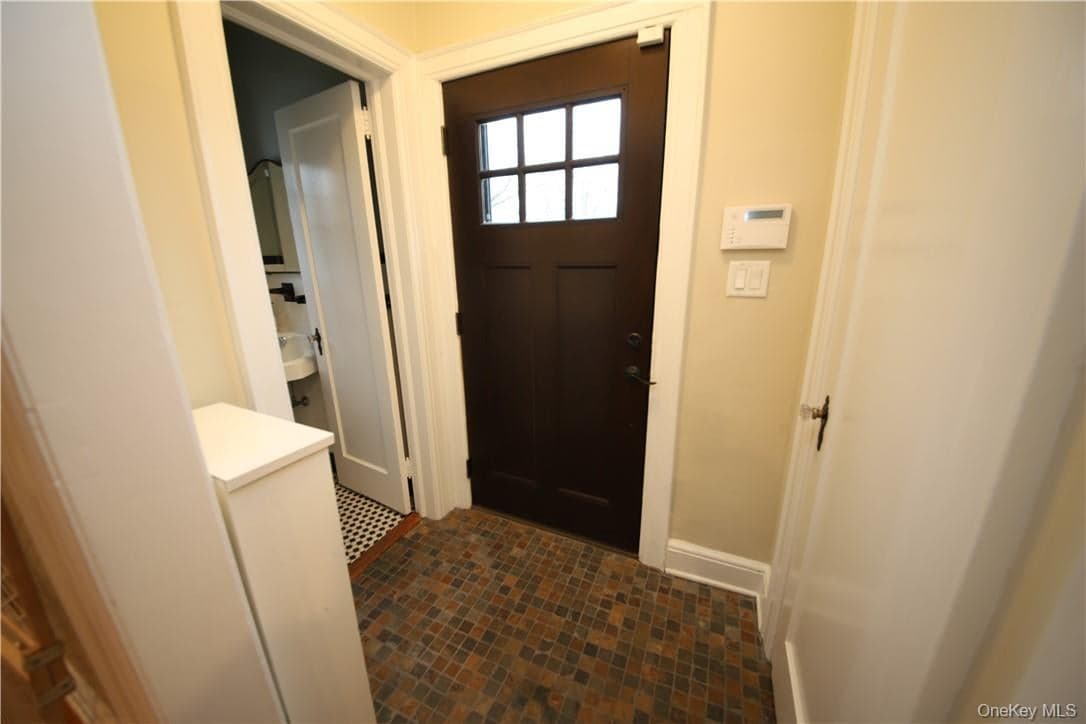 15 Beacon Hill Road thumbnail 16